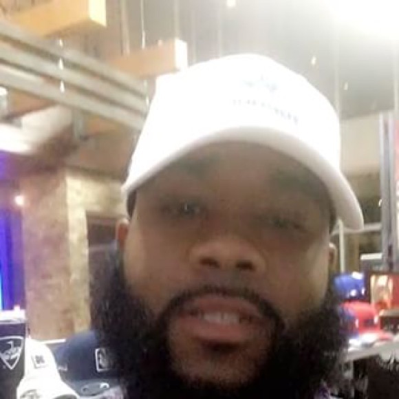 Meet your Posher, Jeremy - Picture 1 of 1